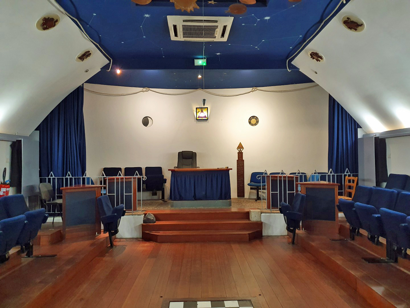 Temple avant transformation
